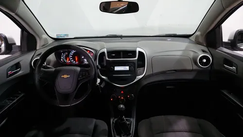 Chevrolet Sonic 1.6 MT D LT
