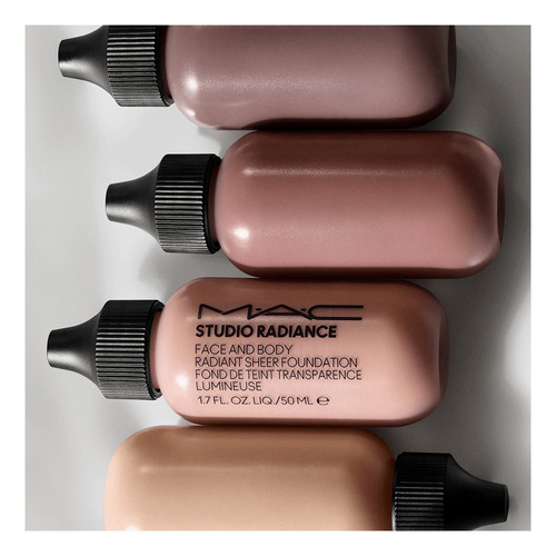 Mac Face And Body Base Liquida Natural Radiance C3 50ml