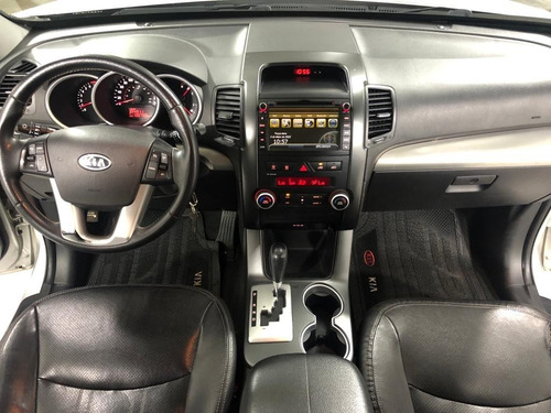 Imagem 12 de 15 de Kia Sorento Ex2 2.4 5 Lugares