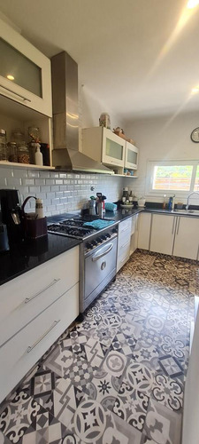 Casa Chalet En Venta En Las Nazarenas, Pilar, G.b.a. Zona Norte