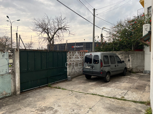 Imagen 14 de 15 de Venta Local Deposito Buceo A Metros De Avenida Jardín Cochera Excelente Ubicación