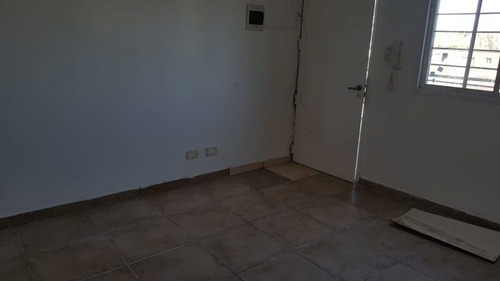 Imagen 3 de 13 de Departamento En Venta En Muñiz