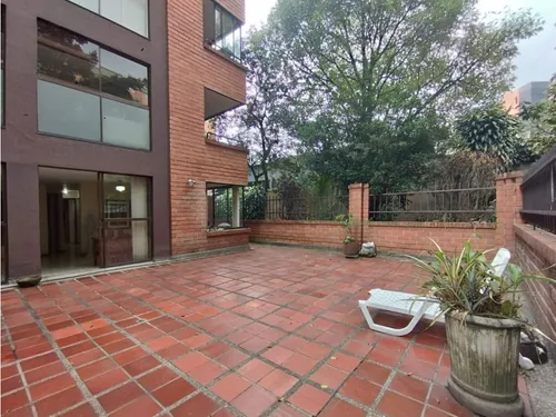 Apartamento Para Remodelar Oviedo En El Poblado Con Increible Terraza