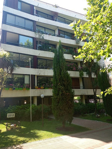 Departamento En Venta De 2 Dorm. En Providencia