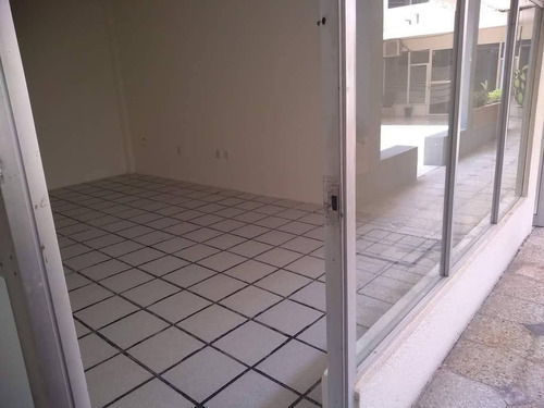Oficinas En Renta Con Excelente Ubicación A Unos Pasos De Reino Mágico