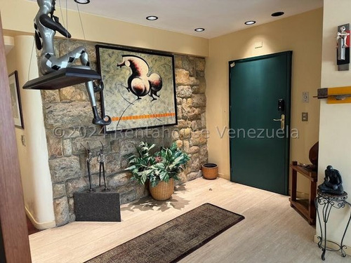 225m2 Vendo Apartamento En Los Samanes, 3hab., 4ba., 4est.,.ascensor Directo Al Apartamento. Mls#25-7911