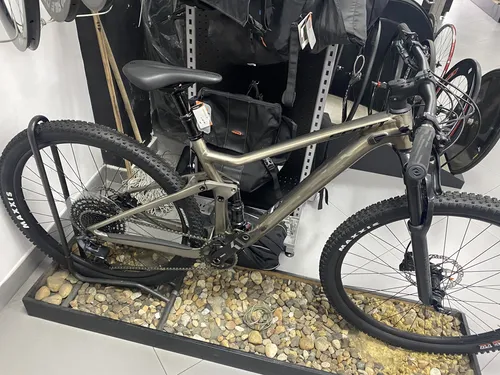 Bicicleta Scott Spark Full 12 V Sram R29talla M Doblesuspens (Usado)