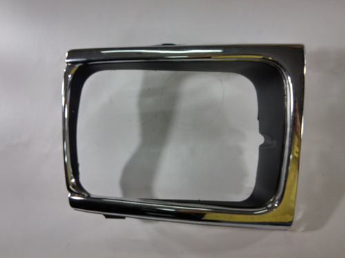 Imagen 2 de 6 de Aro Farola Toyota Hilux 4x4 1989 - 1999