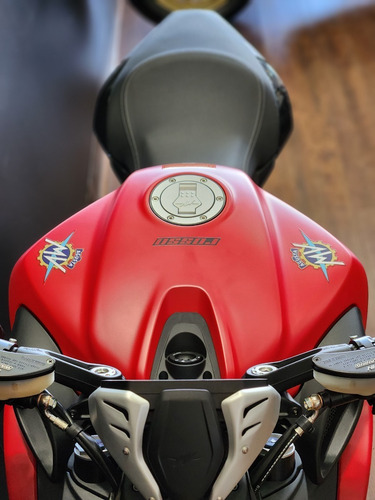 Imagen 23 de 25 de Moto Mv Agusta Dragster 800 Rosso Rojo Mate
