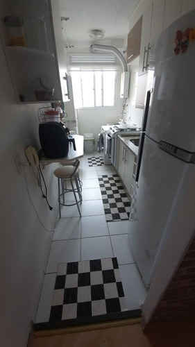 Apartamento Para Venda, 2 Dormitório(s) - 81