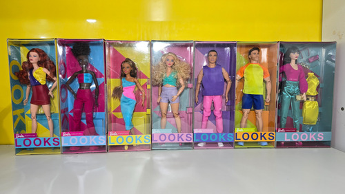 Coleção Barbie Signature Looks Wave 3 - 7 Bonecas - Mattel