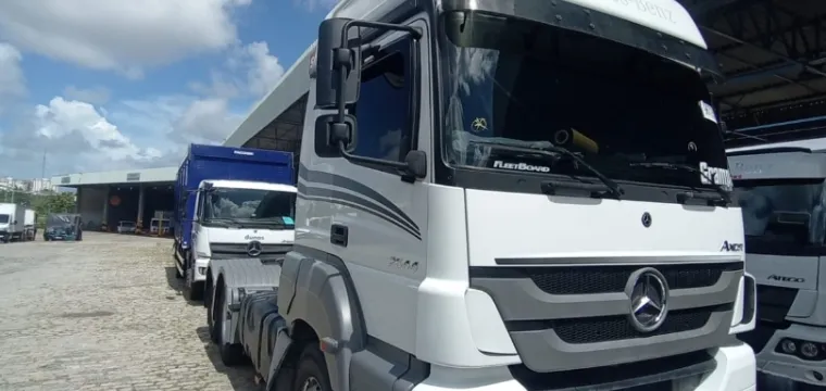 Axor 2544 - 6x2 Cavalo Mecânico