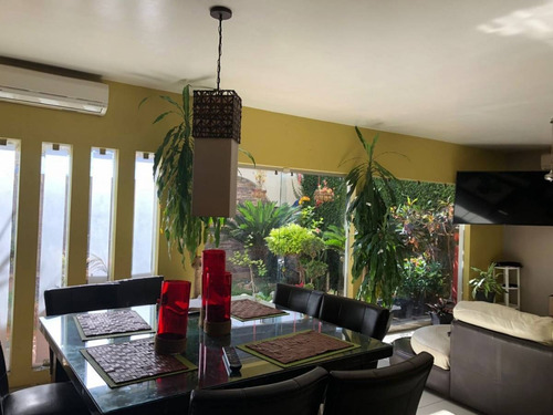 Imagen 10 de 30 de Se Vende Casa En Residencial Del Lago.