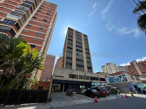 Venta Oficina Las Delicias De Sabana Grande At25-9456