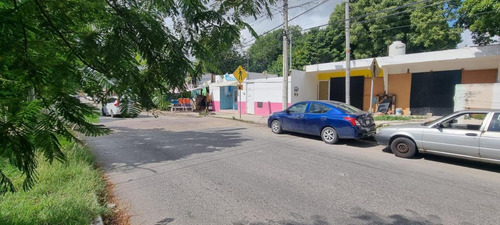 Local Comercial Sobre Correa Racho, Con Terreno Adicional Para Proyecto De Oficinas, 84m2