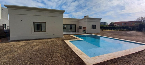 Imagen 4 de 20 de Hermosa Casa En El Canton