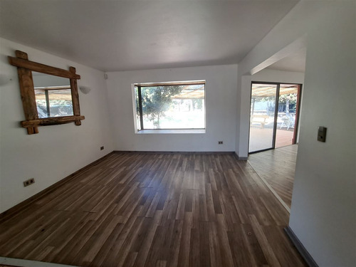Casa Para Uso Mixto Con Acceso Caletera A 5m De Av Chicureo.