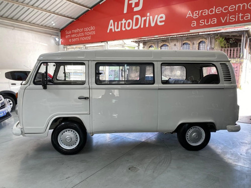 Volkswagen Kombi 1.6 MI STD 8V GASOLINA 3P MANUAL