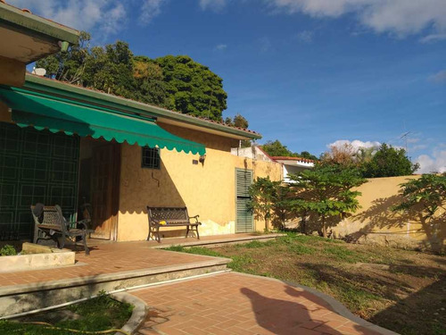 Imagen 2 de 20 de Se Vende Casa 400m2 4h+s/5b/2p Cumbres De Curumo 9718
