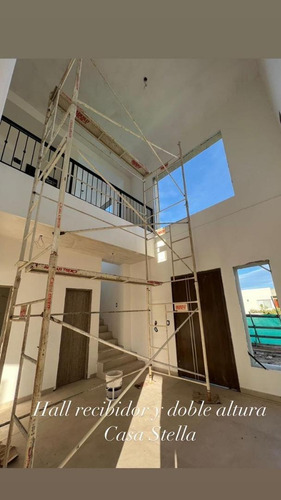 Imagen 23 de 29 de Casa En 2 Plantas A Estrenar