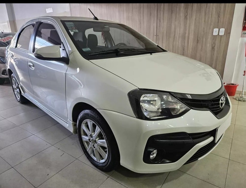 Toyota Etios 1.5 Sedan Xls l18