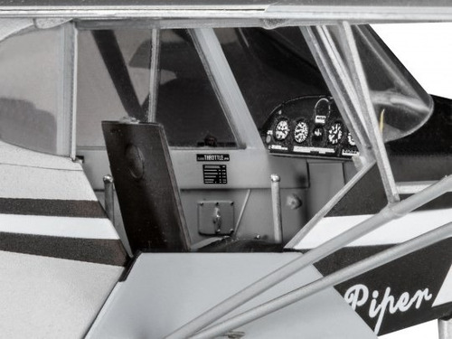 Piper Pa 18 Super Cub Sport Plane By Revell # 3835 1/32