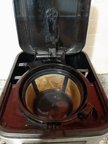 Descripción Ca-8182e Cafetera 1.8l Atma Cafetera. Modelo Ca