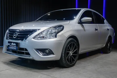 Nissan Versa Advance 1.6
