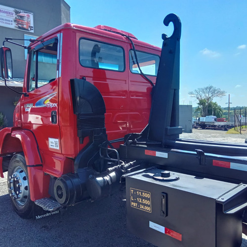 Mb 1620 05/05 Truck 6x2 Roll On Off / Vermelho