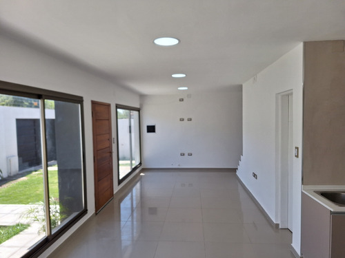 Casa A Estrenar En Venta
