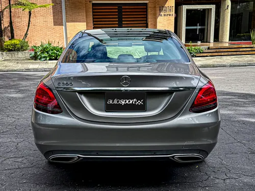 Mercedes-Benz Clase C 2.0 Cgi Exclusive
