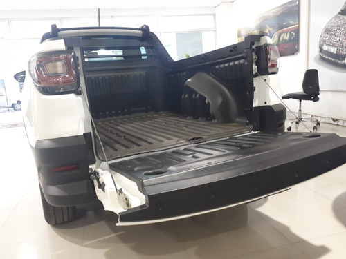 Imagen 4 de 7 de Fiat Strada Endurance 1.4 Cs Blanca Stock Disponible