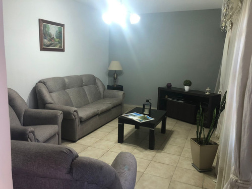 Imagen 3 de 26 de Chalet En Venta De 4 Ambientes Con Cochera En Temperley