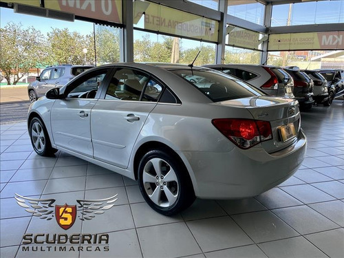Imagem 4 de 11 de Chevrolet Cruze 1.8 Lt 16v