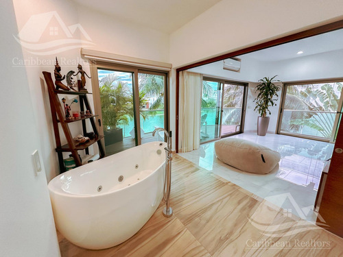 Casa En Venta En Lagos Del Sol Cancun