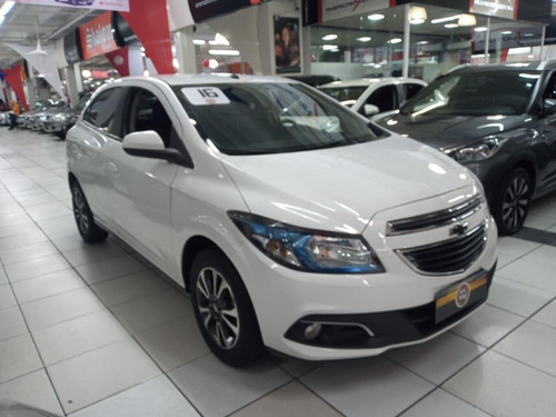Imagem 2 de 13 de Chevrolet Onix 1.4 Ltz Spe/4 Flex Manual