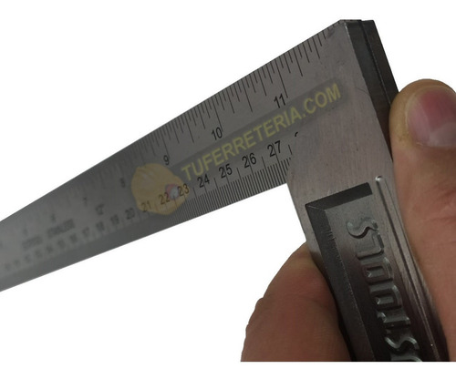Imagen 3 de 8 de Escuadra Metálica Para Carpintería Ecf12u Uyustools