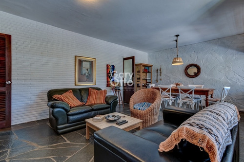 Alquiler Temporario De Casa 3 Dormitorios En San Rafael, Punta Del Este.- Ref: 23876