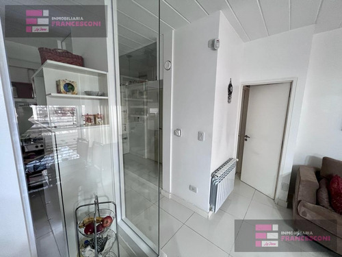Imagen 9 de 18 de Departamento - La Plata