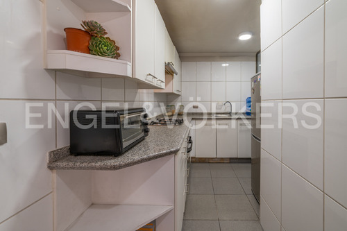 Vende 2d/2b. Excelente Ubicación.
