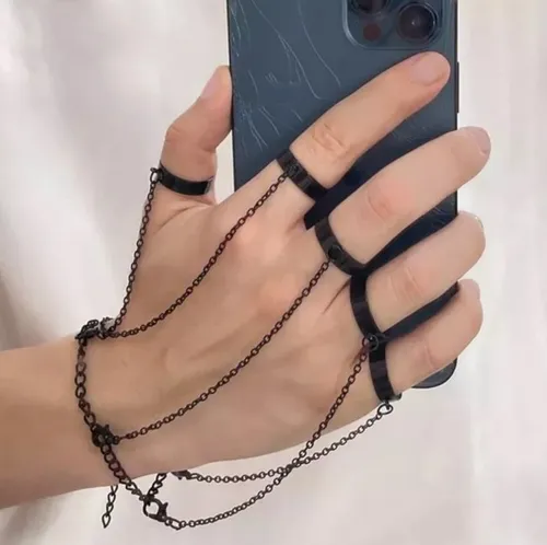 Anillos unidos con cadenas sale