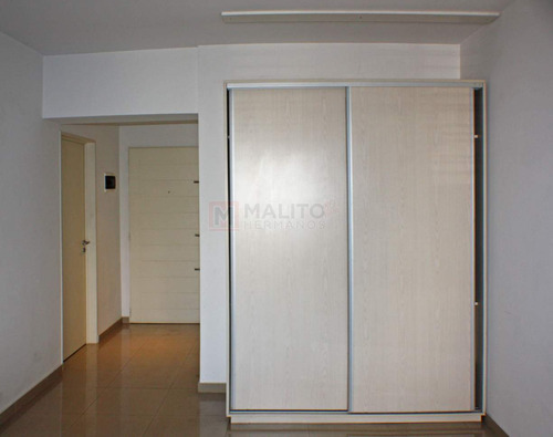 Venta Departamento Mono Ambiente Con Balcon En Flores