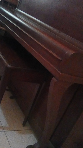Imagen 6 de 9 de Piano Vertical Alemán Gerbstadt Caoba Marron Vino Tinto