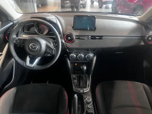 Mazda 2 Sport 2.0 Grand Touring Lx Carbon Edition At
