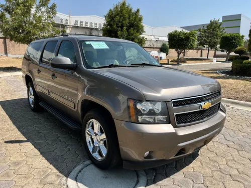 Chevrolet Suburban 5.3 Lt Piel Plus Mt