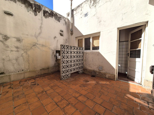 Casa En Venta Sobre Lote Propio. Dos Propiedades En Block
