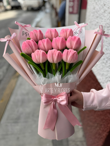 Ramo De Tulipanes Eternos De Limpiapipas Rosas 10 Piezas