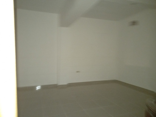 Local Comercial, 1er Piso. Centro San Cristobal 