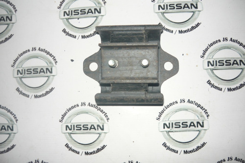 Base De Caja Nissan D21. Transmisión 4x2. 