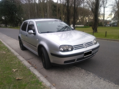 Volkswagen Golf 1.6 Format